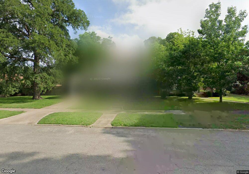 1221 W Bond St, Denison, TX 75020 - photo 1