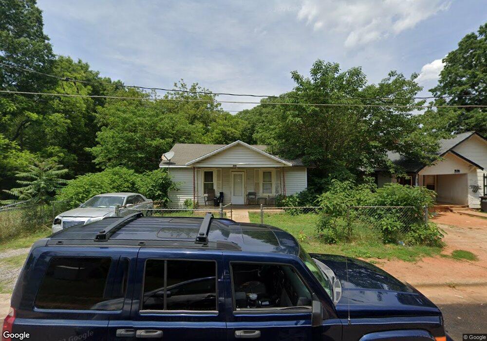 320 Newbern Ave, Statesville, NC 28677 - photo 1