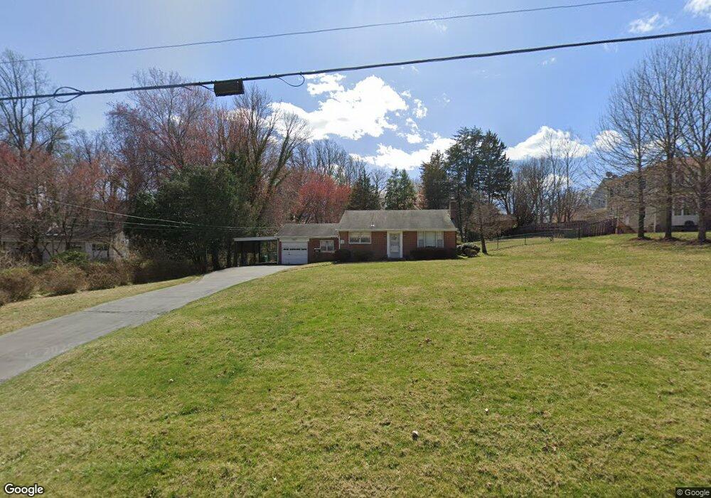 6409 Divine St, McLean, VA 22101 - photo 1