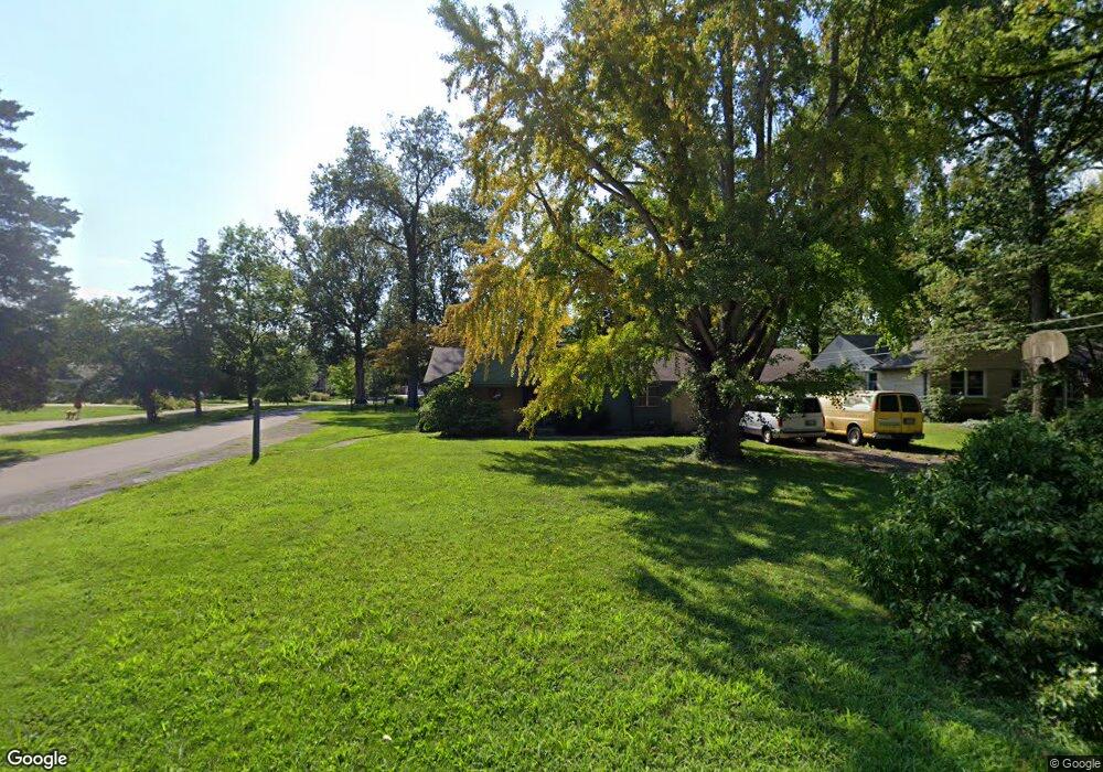 3208 Nugent Blvd, Columbus, IN 47203 - photo 1