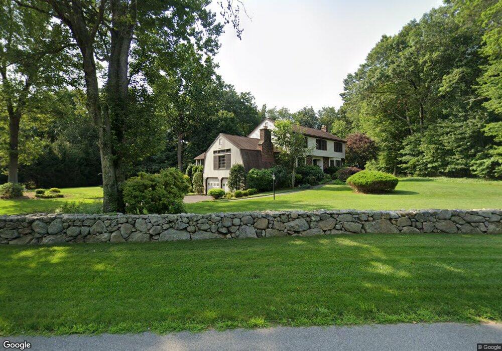 13 Weeburn Ln, Wilton, CT 06897 - photo 1