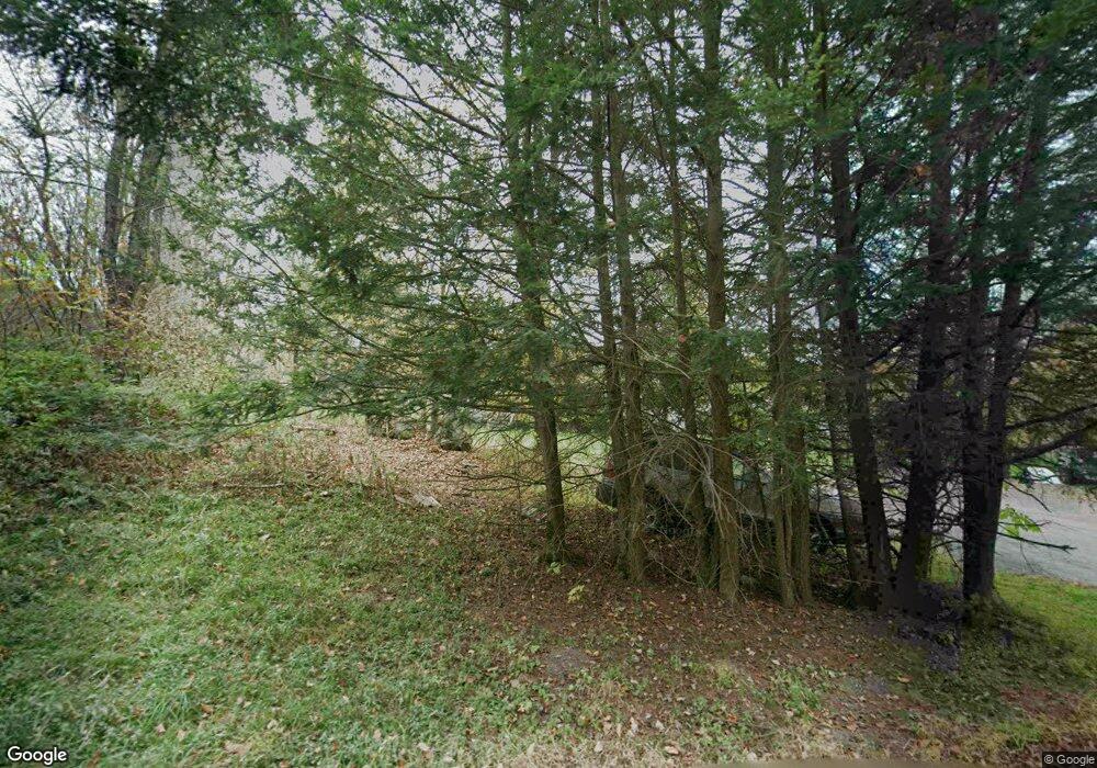 352 Hemlock Rd, Waymart, PA 18472 - photo 1