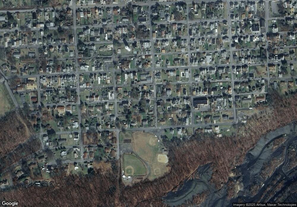 1304 W Fern St, Coal Township, PA 17866 - photo 1