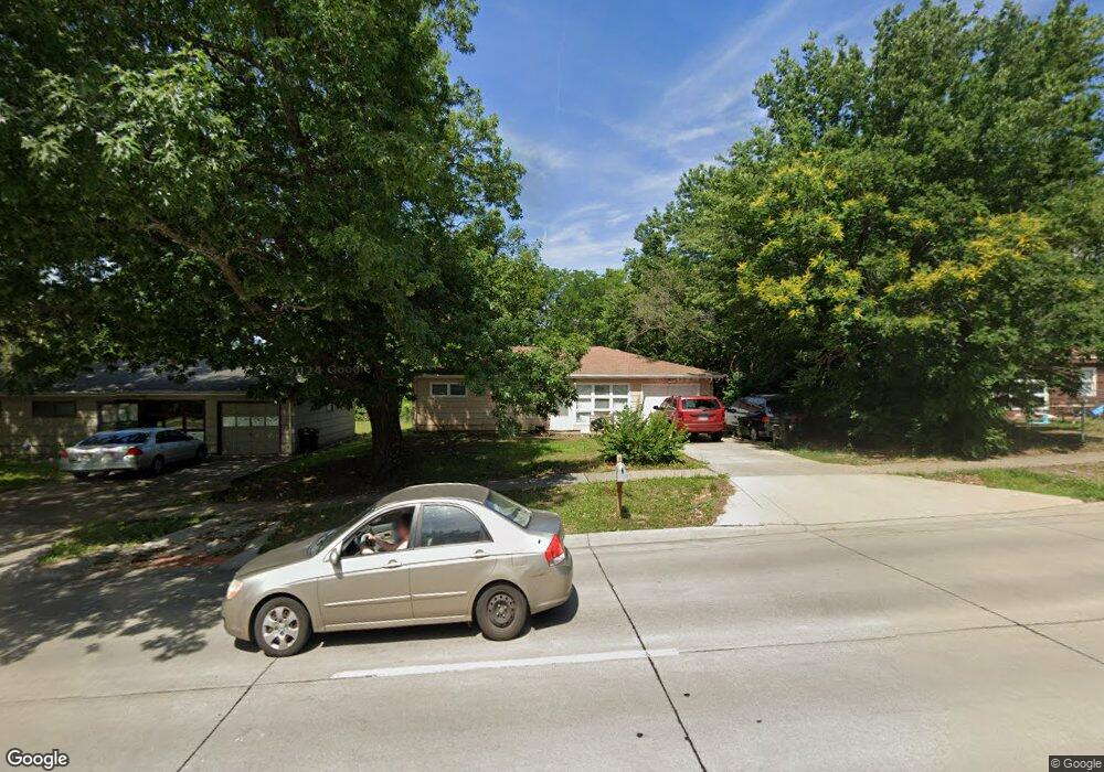 3309 SE Adams St, Topeka, KS 66605 - photo 1