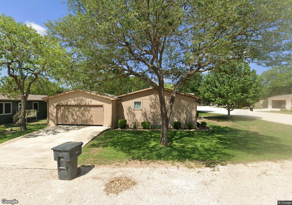 218 Shannon Dr, Fredericksburg, TX 78624 - photo 1