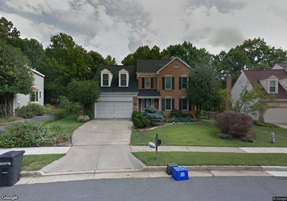 3631 Elderberry Place, Fairfax, VA 22033 - photo 1