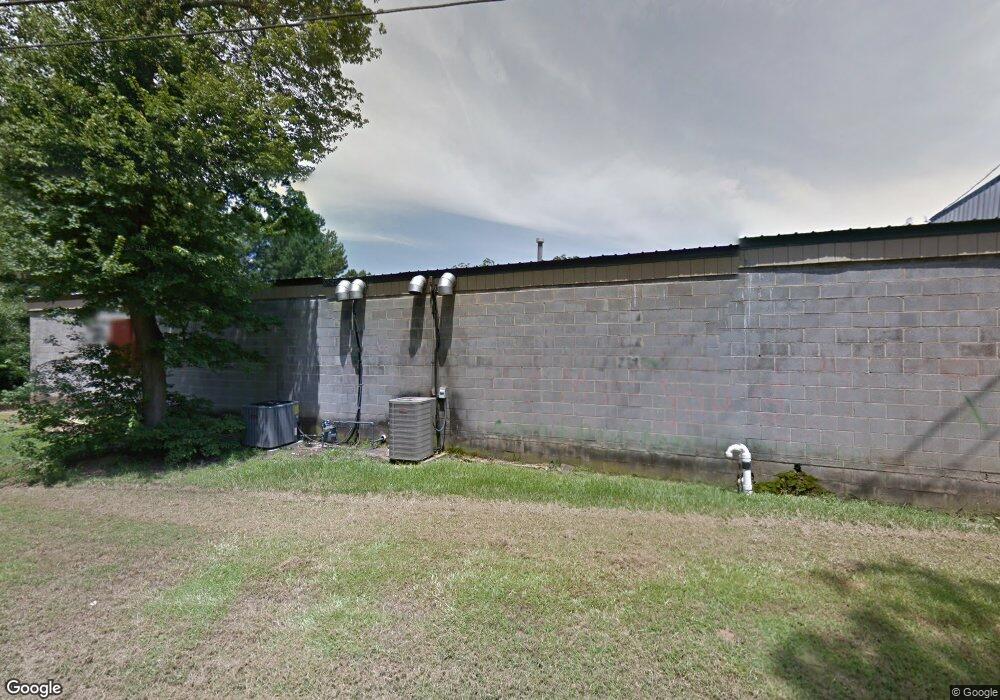 305 Tuggle St, Winder, GA 30680 - photo 1