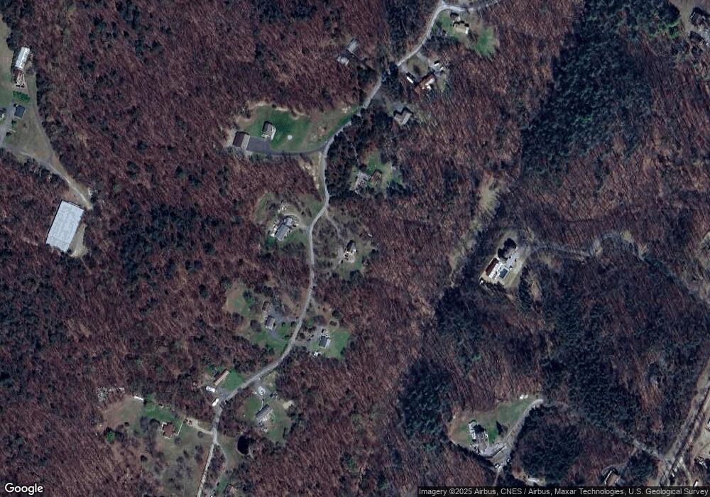 769 Honeycrest Dr, Berkeley Springs, WV 25411 - photo 1