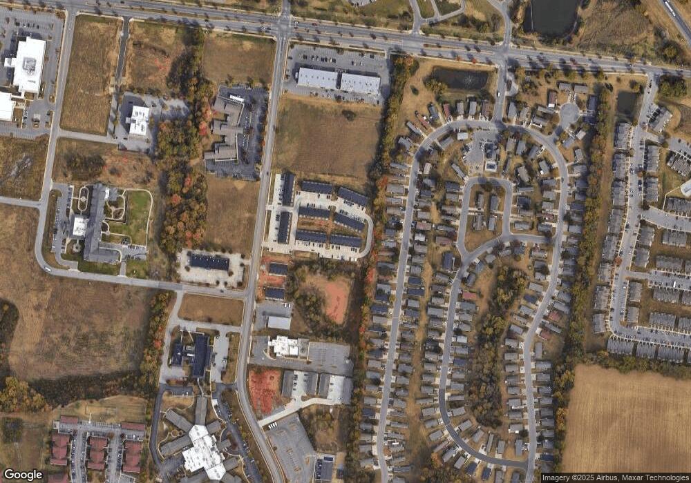 971 Professional Park Dr #503 unit 503, Clarksville, TN 37040 - photo 1