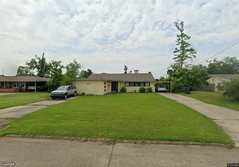 825 Idlewilde Ln, Lake Charles, LA 70605 - photo 1
