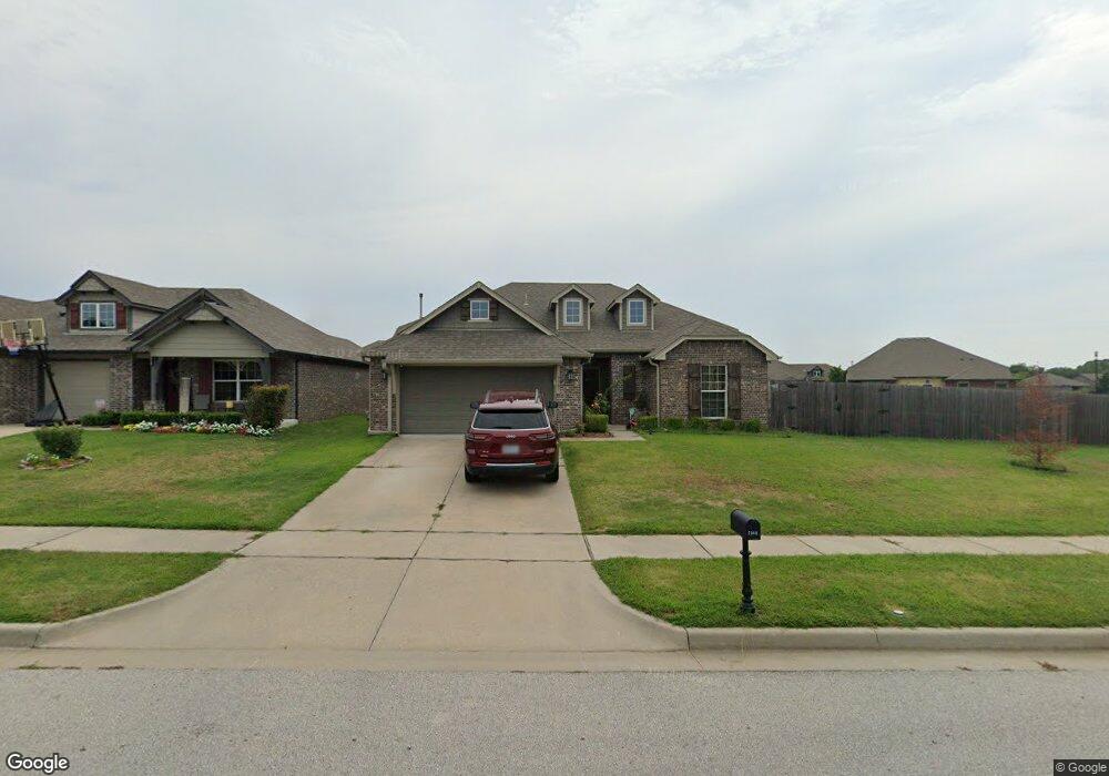 7305 S Magnolia Ave, Broken Arrow, OK 74011 - photo 1