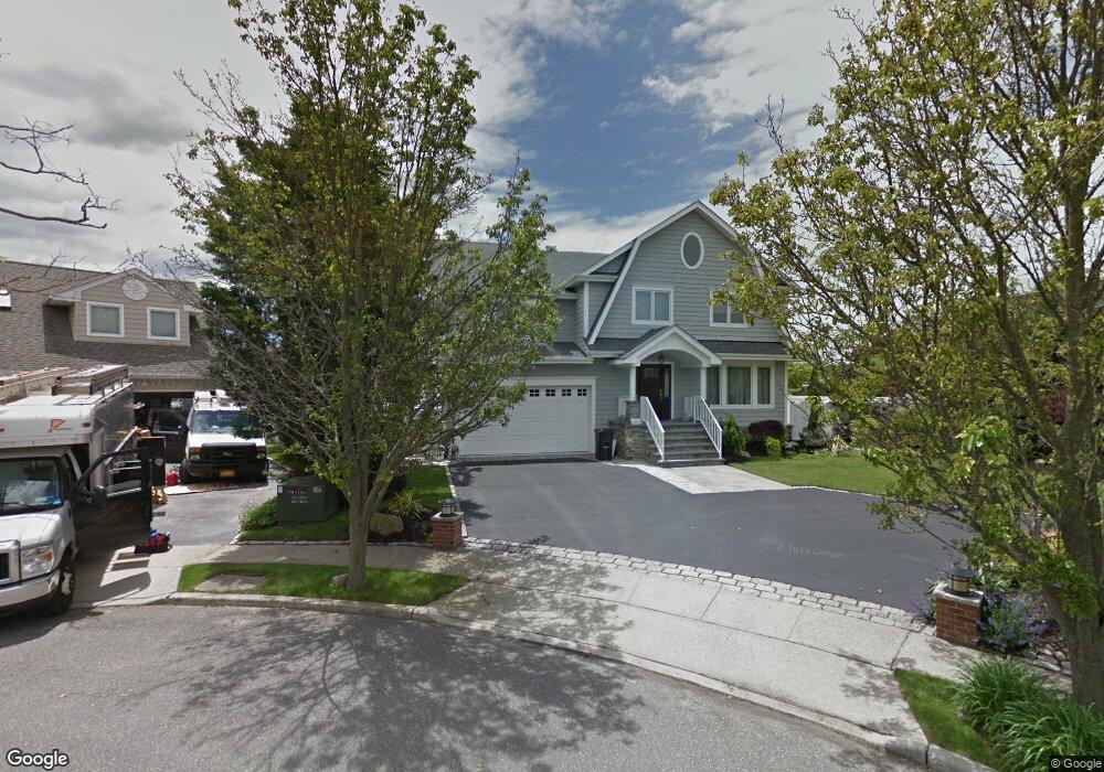 188 Bayside Dr, Atlantic Beach, NY 11509 - photo 1