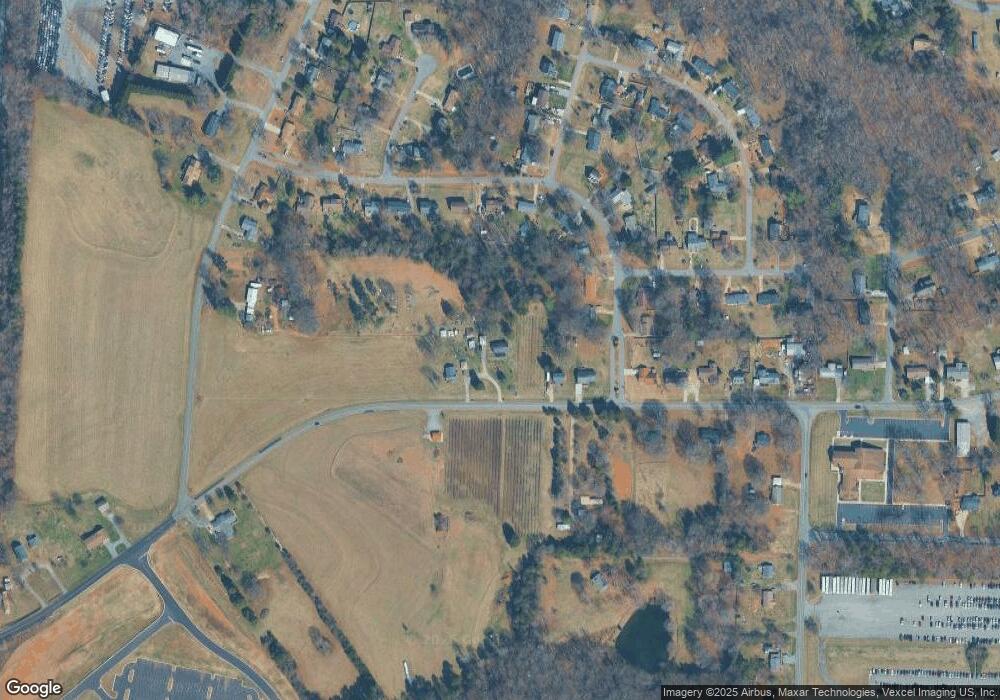 375 Jane Sowers Rd, Statesville, NC 28625 - photo 1