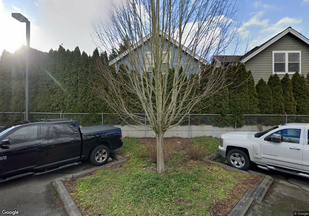 1021 SE Everett Mall Way unit B, Everett, WA 98208 - photo 1