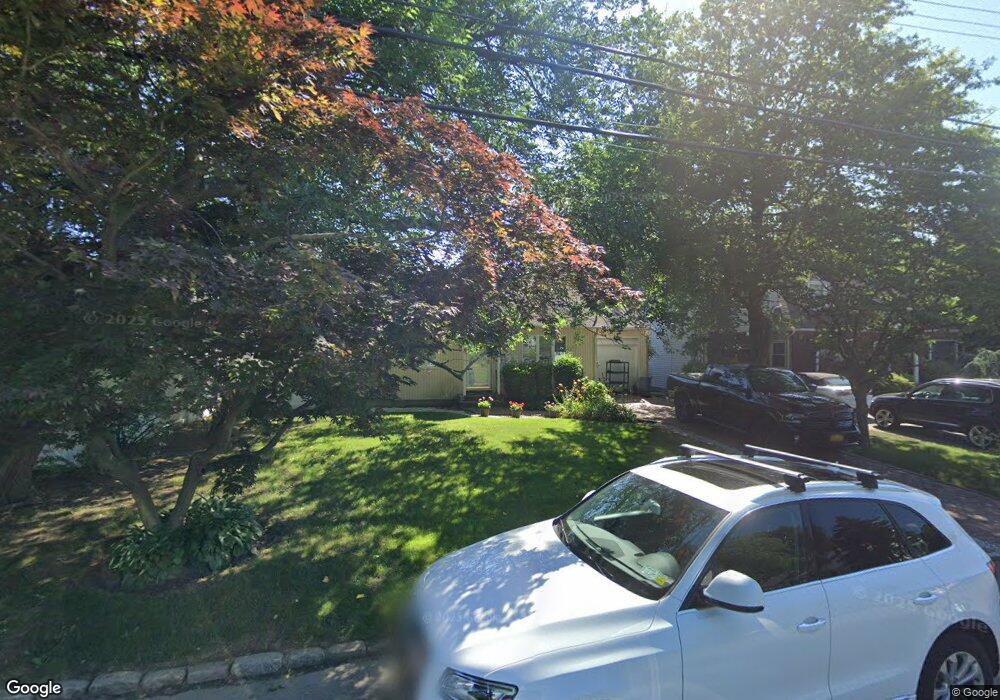 5 Avon Rd, Hewlett, NY 11557 - photo 1