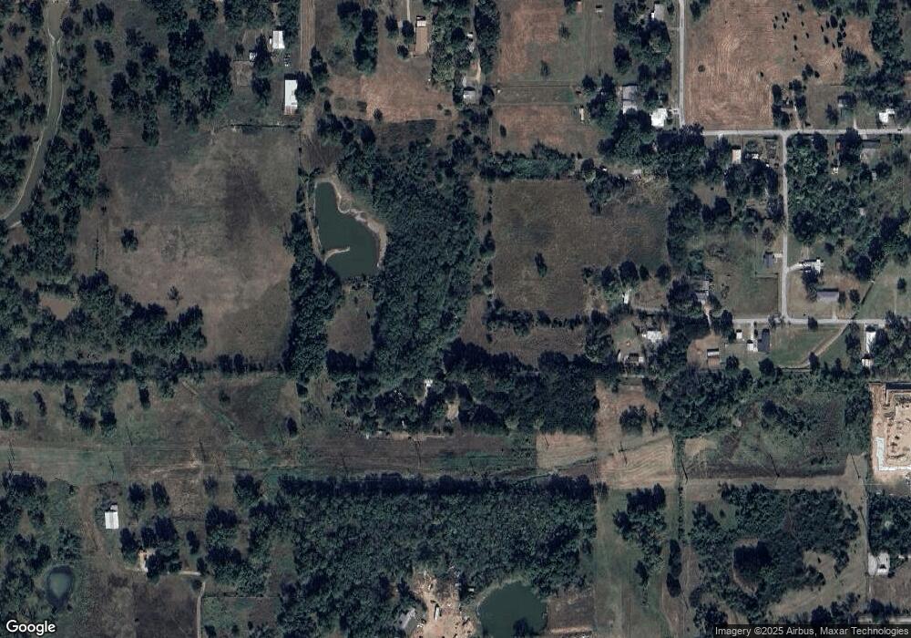 1530 W Seneca St, Okmulgee, OK 74447 - photo 1