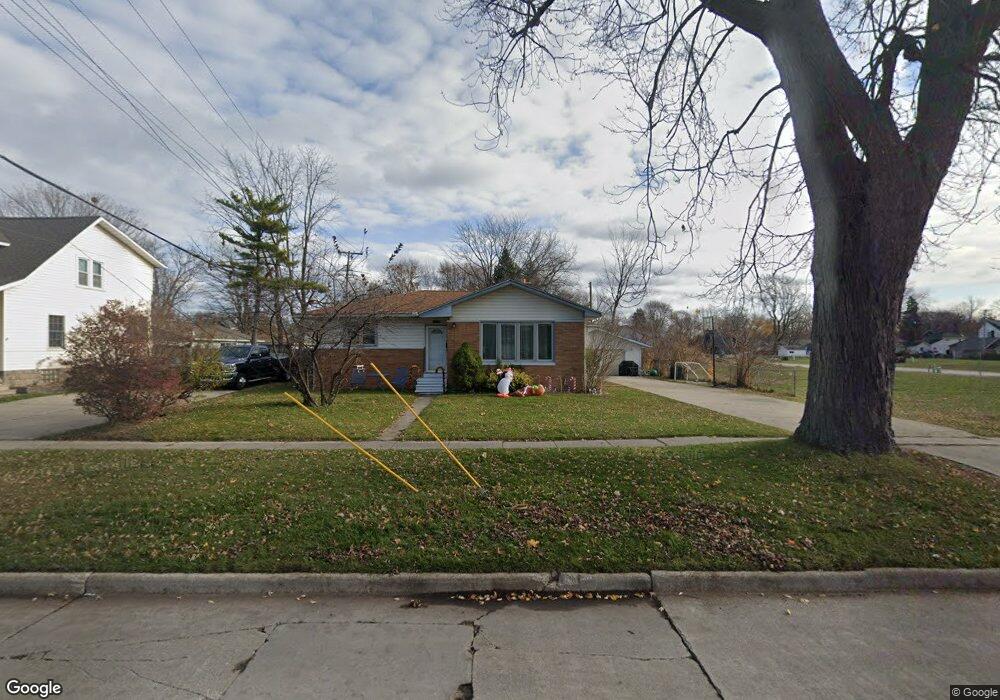 2722 10th Ave, Port Huron, MI 48060 - photo 1