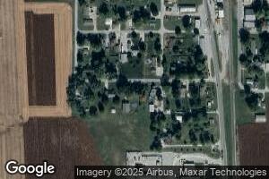205 W Chestnut St, Chalmers, IN 47929