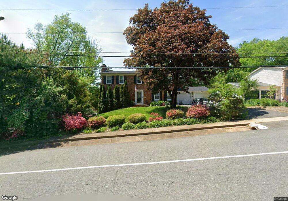 4604 Holborn Ave, Annandale, VA 22003 - photo 1