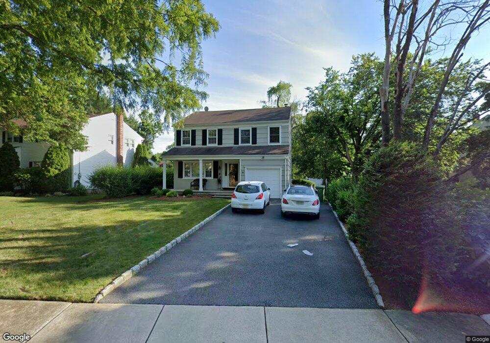 14 Clarkson Ct, Paramus, NJ 07652 - photo 1