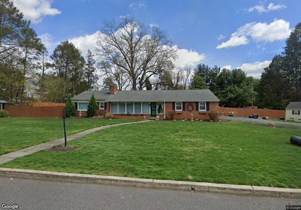 135 W 48th St, Reading, PA 19606 - photo 1
