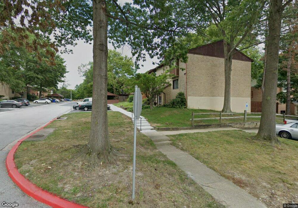 7458 Hickory Log Cir, Columbia, MD 21045 - photo 1