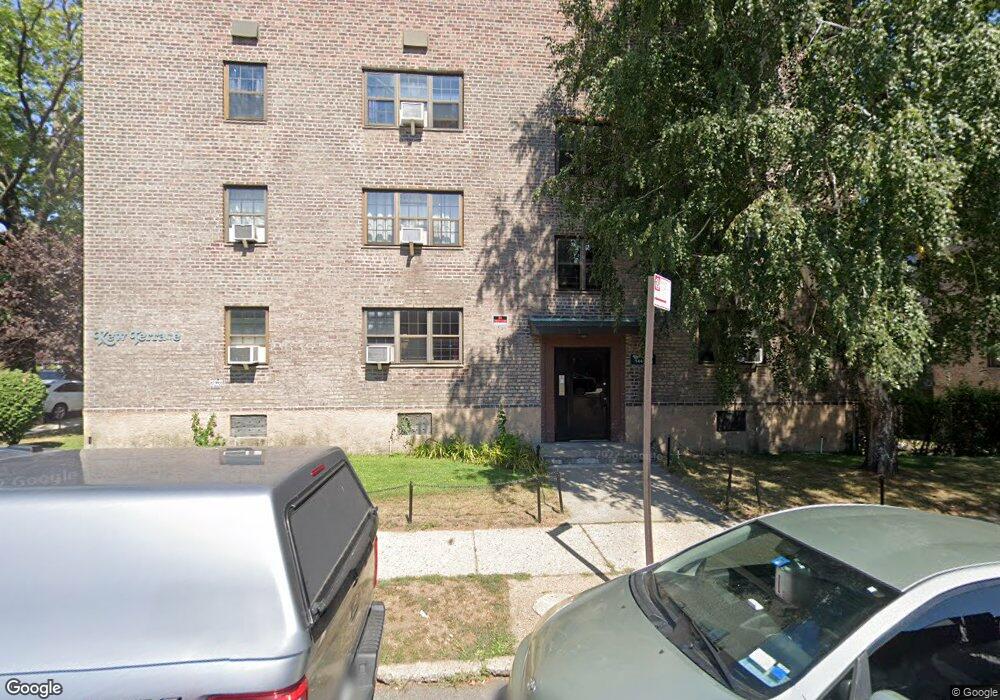 144-3 79th Ave unit 2F, Flushing, NY 11367 - photo 1