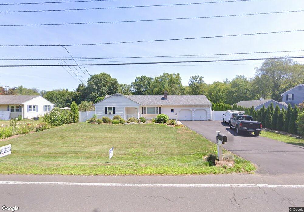 1094 Suffield St, Suffield, CT 06078 - photo 1