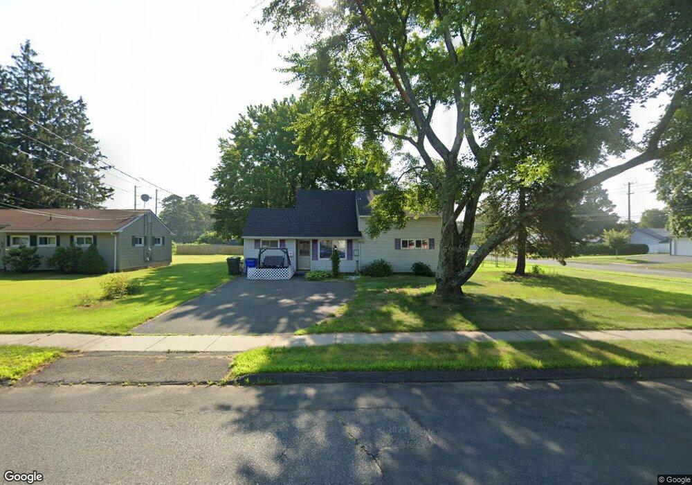 194 Southwest Ave, Windsor Locks, CT 06096 - photo 1