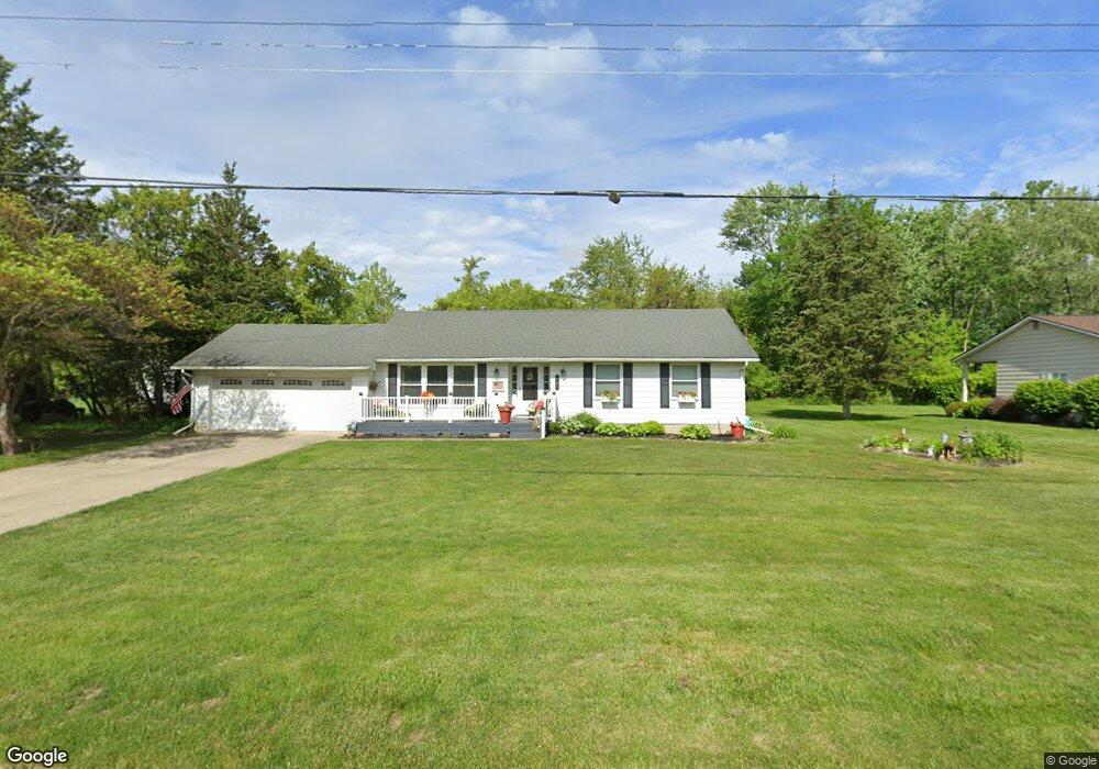 521 Hut West Dr, Flushing, MI 48433 - photo 1