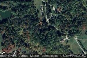 207 Stratton Ln, Flushing, OH 43977