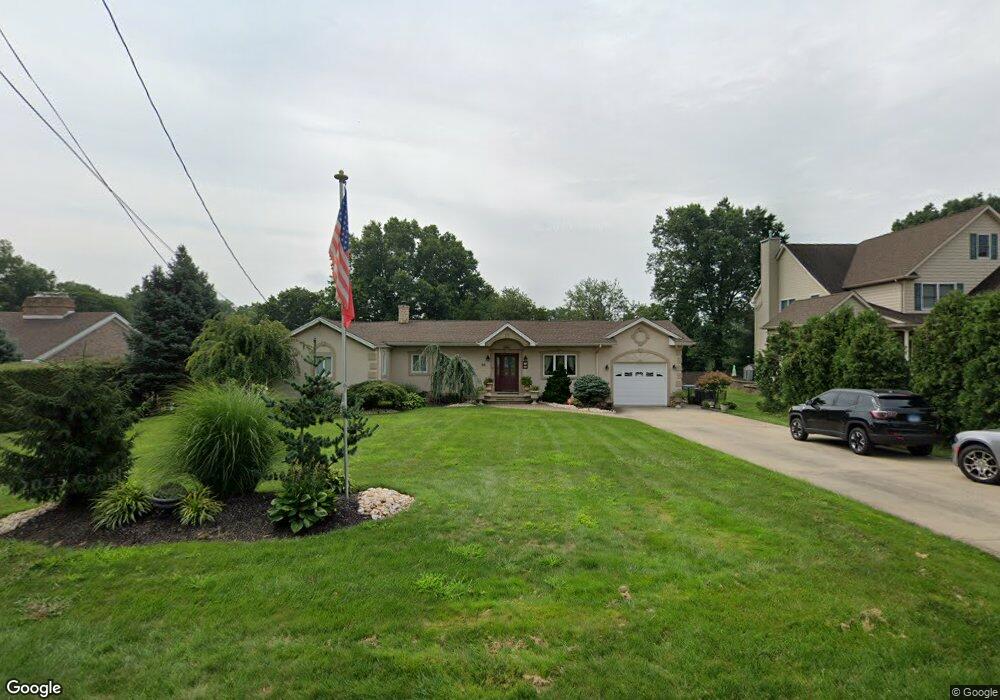 35 Willow Way, Clark, NJ 07066 - photo 1