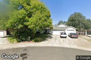 1010 Fairmont Ct, Redding, CA 96003