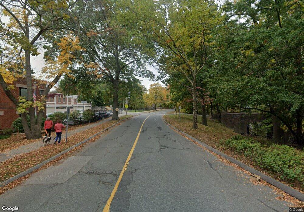 68 Netherlands Rd, Brookline, MA 02445 - photo 1