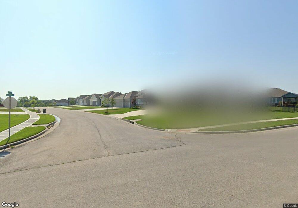 17223 W 197th St, Spring Hill, KS 66083 - photo 1