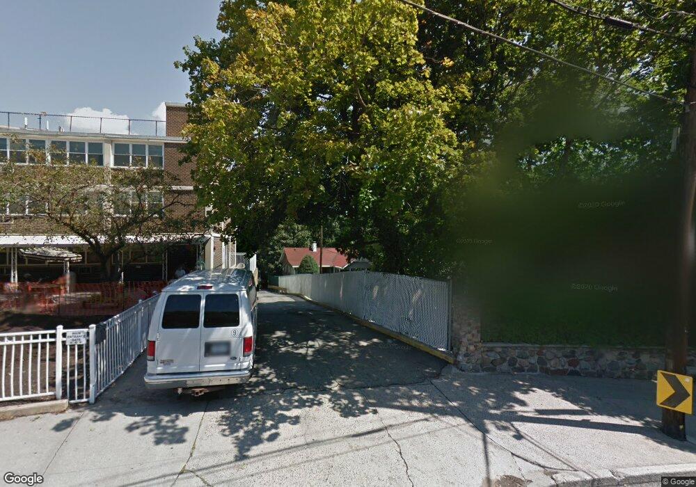 263 Castleton Ave, Staten Island, NY 10301 - photo 1