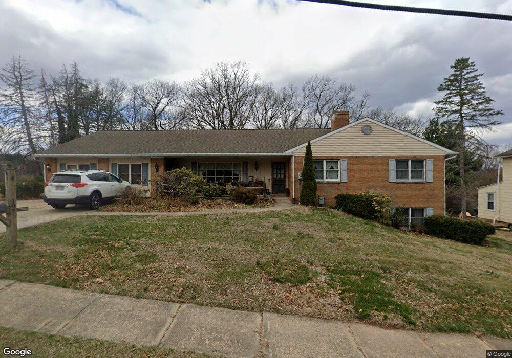 107 W Madison St, Mohnton, PA 19540 - photo 1