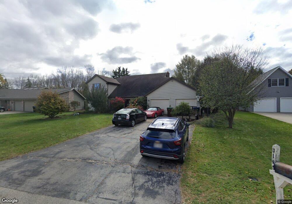 3105 W Heritage Ave, Appleton, WI 54914 - photo 1