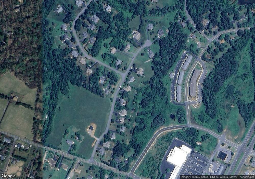 176 Willow Creek Dr, Ruckersville, VA 22968 - photo 1