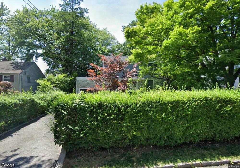 24 Whitman Rd, Yonkers, NY 10710 - photo 1