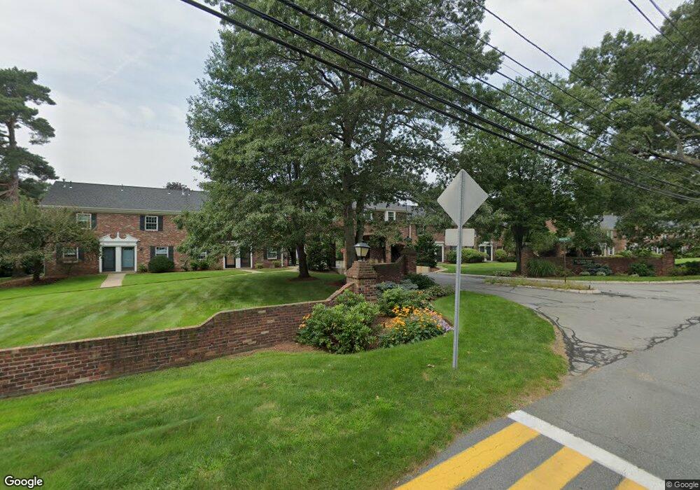 1111 Windsor Dr N unit 1111, Framingham, MA 01701 - photo 1