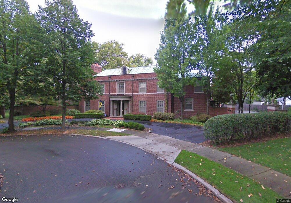 1034 Bishop Rd, Grosse Pointe Park, MI 48230 - photo 1