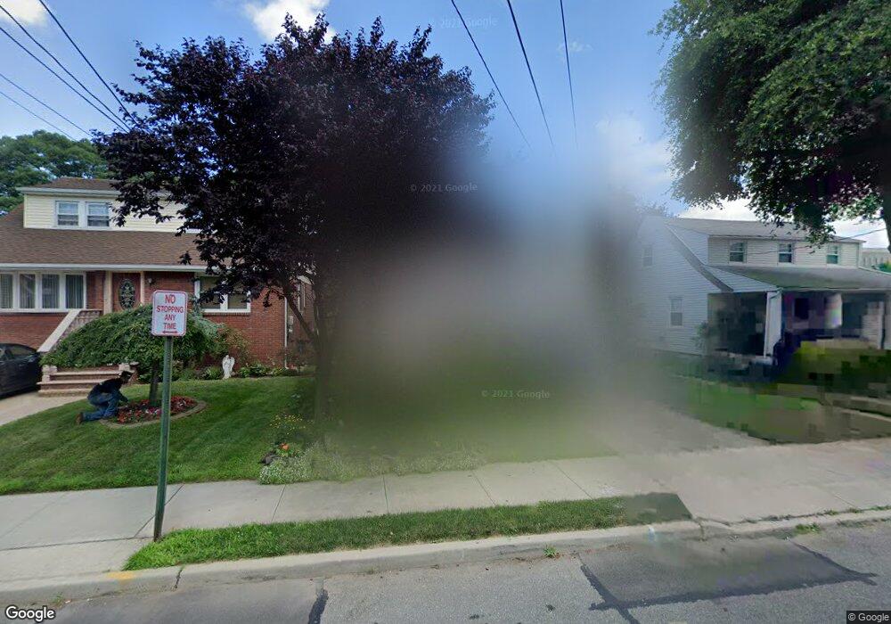 57 Lyon Place, Lynbrook, NY 11563 - photo 1