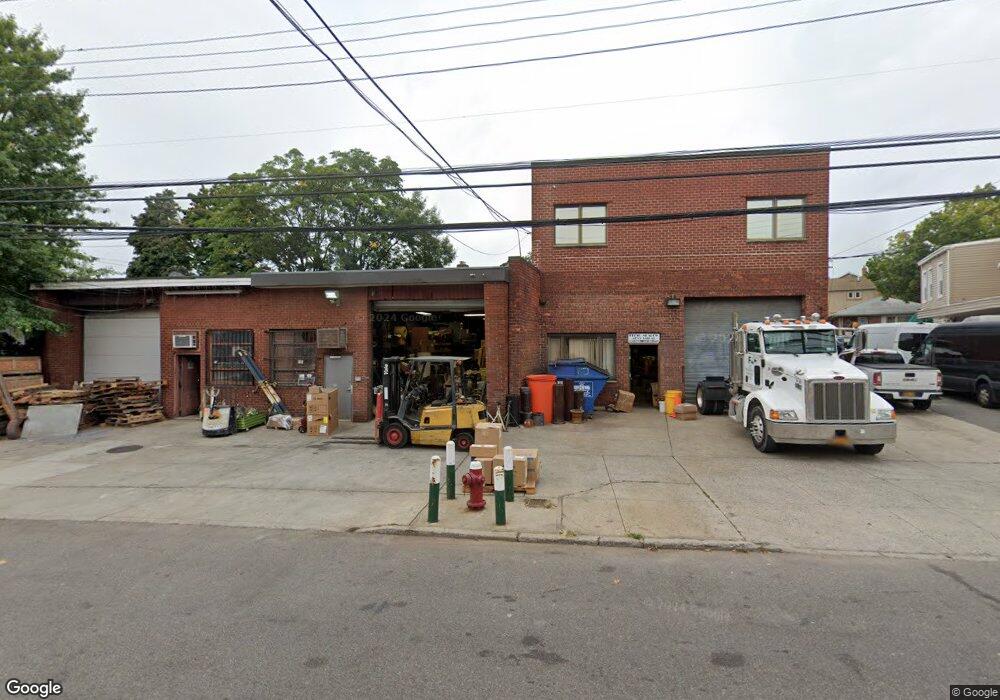 6510 Fresh Meadow Ln, Flushing, NY 11365 - photo 1