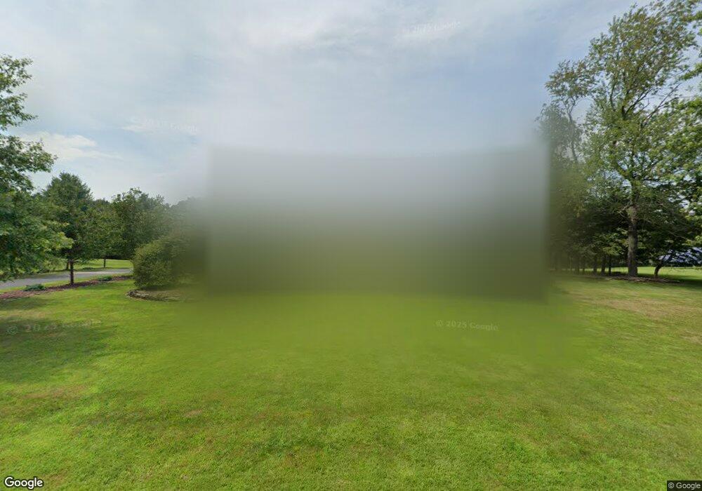 4 Terhune Ct, Franklin Park, NJ 08823 - photo 1