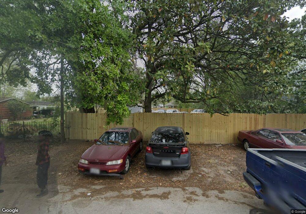 822 Lucky St, Houston, TX 77088 - photo 1