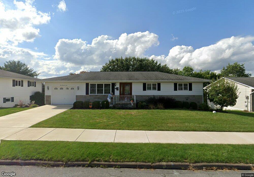 109 Swinnick Dr, Dunmore, PA 18512 - photo 1