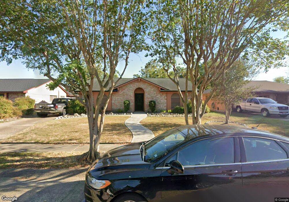 7035 Woodfern Dr, Houston, TX 77040 - photo 1