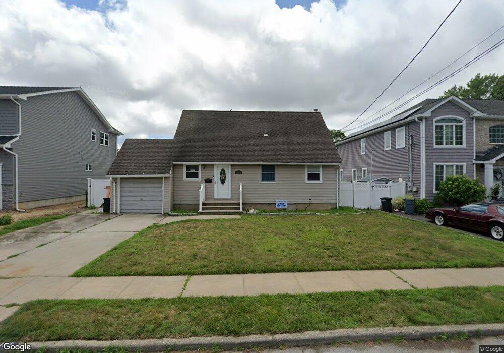 1766 Rose St, Merrick, NY 11566 - photo 1