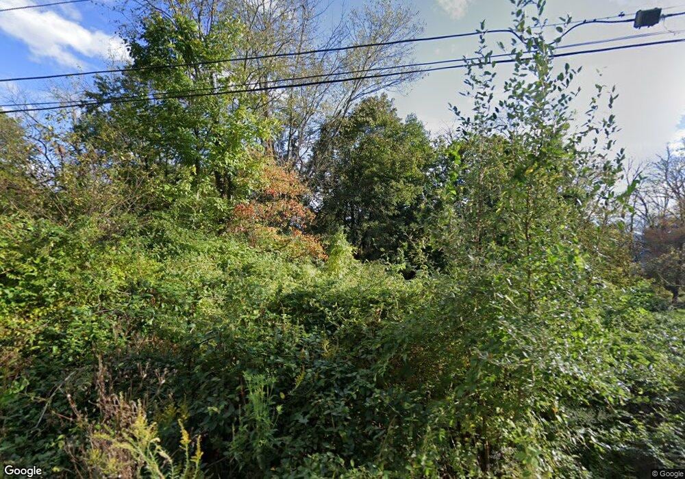 125 Buttonwood St, Pottstown, PA 19464 - photo 1